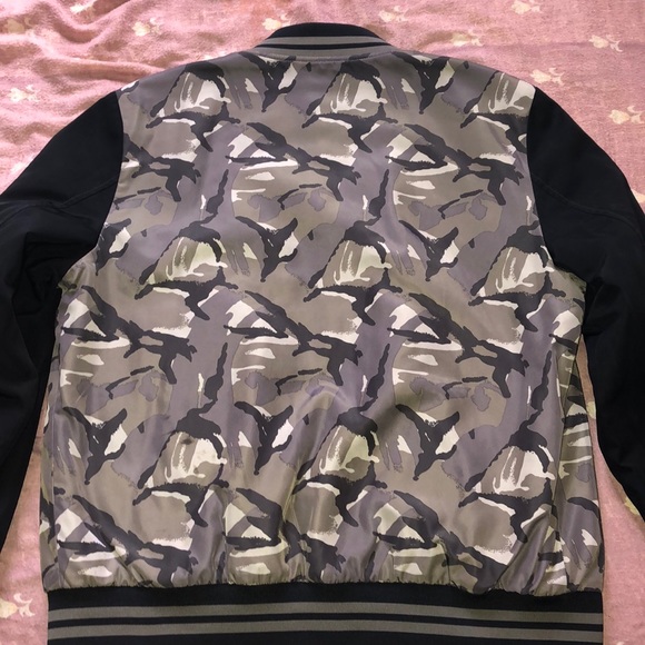 Camouflage style bomber jacket - Picture 2 of 3